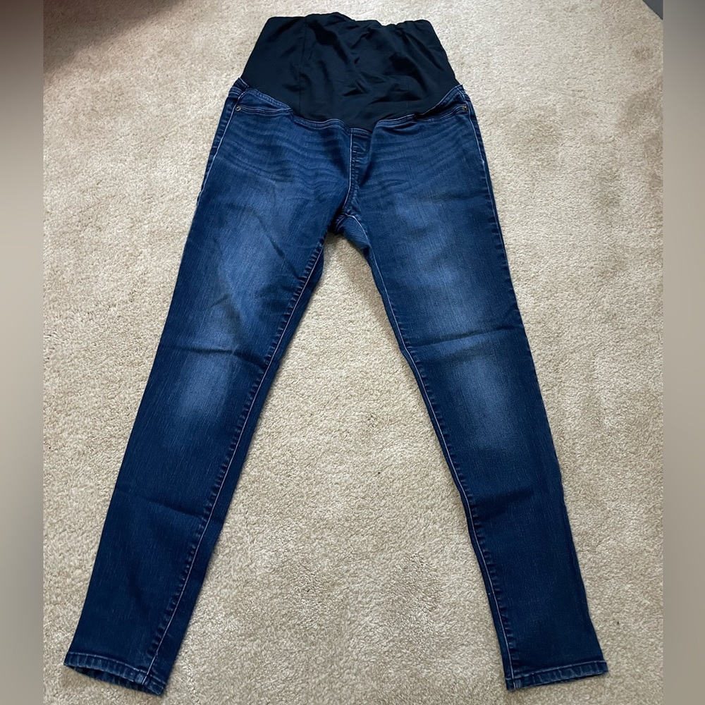 Maternity skinny jeans